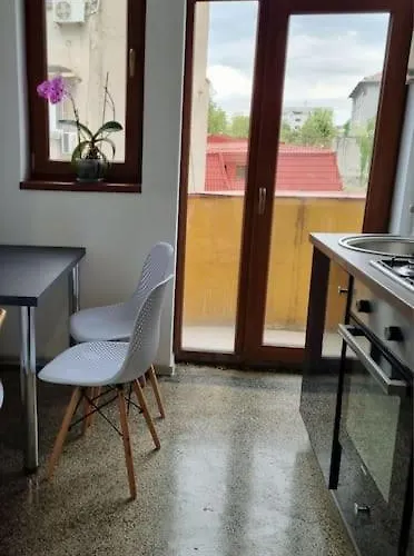 Cozy Near Center Бухарест