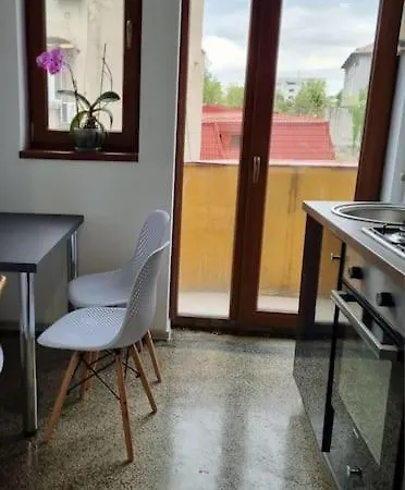 Cozy Near Center Bucureşti